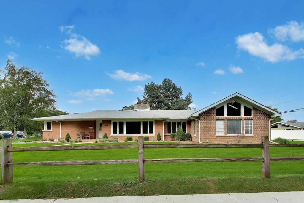 5801 N LANSING Avenue, Chicago, IL 60646 — exterior