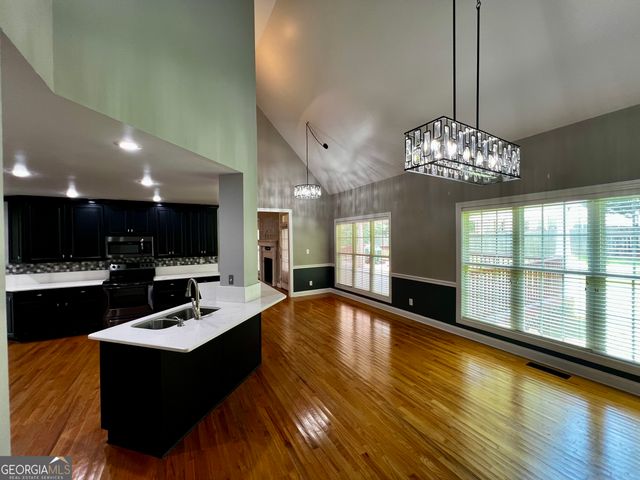 1104 Boulder Drive, Gray, GA 31032