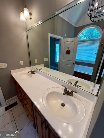 1104 Boulder Drive, Gray, GA 31032