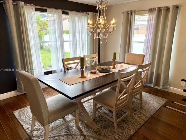 5528 Descartes Cir, Boynton Beach, FL 33472