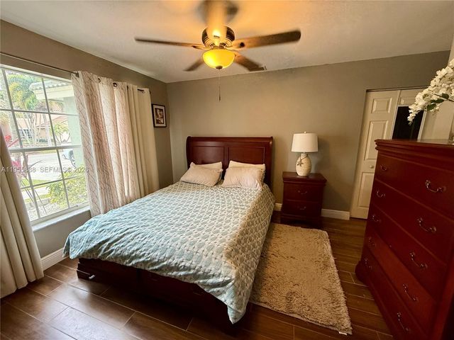 5528 Descartes Cir, Boynton Beach, FL 33472