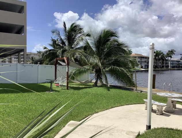 455 GOLDEN ISLES Drive 209, Hallandale Beach, FL 33009