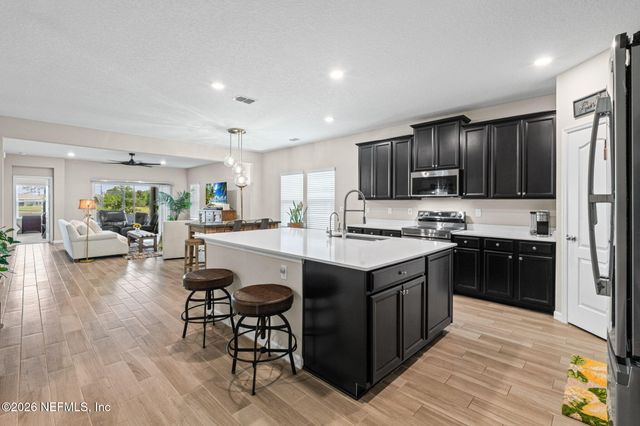 9845 MELROSE CREEK Drive, Jacksonville, FL 32222