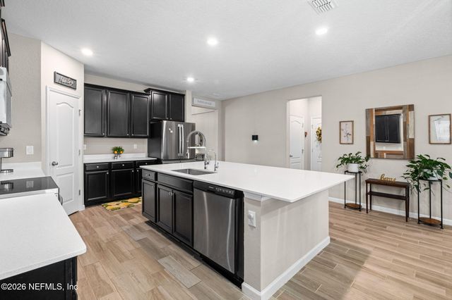 9845 MELROSE CREEK Drive, Jacksonville, FL 32222