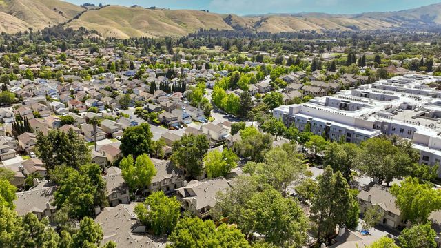 38694 Huntington Circle, Fremont, CA 94536