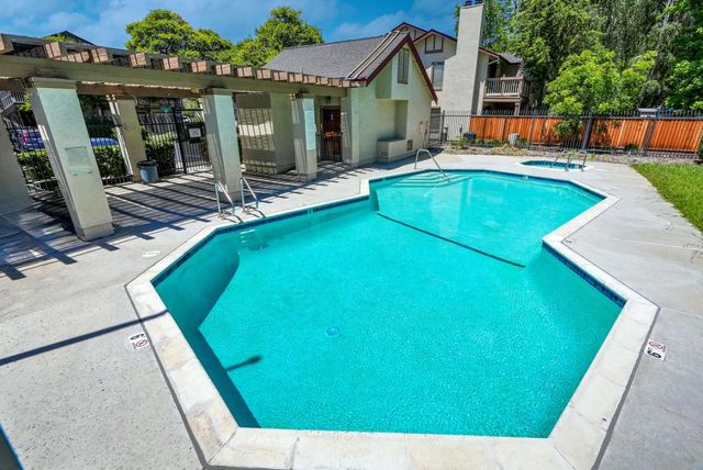 38694 Huntington Circle, Fremont, CA 94536