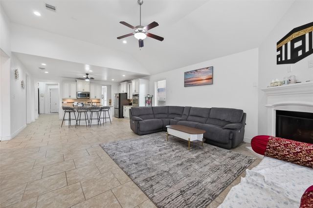 6515 Sterling Shores Lane, Rosenberg, TX 77471