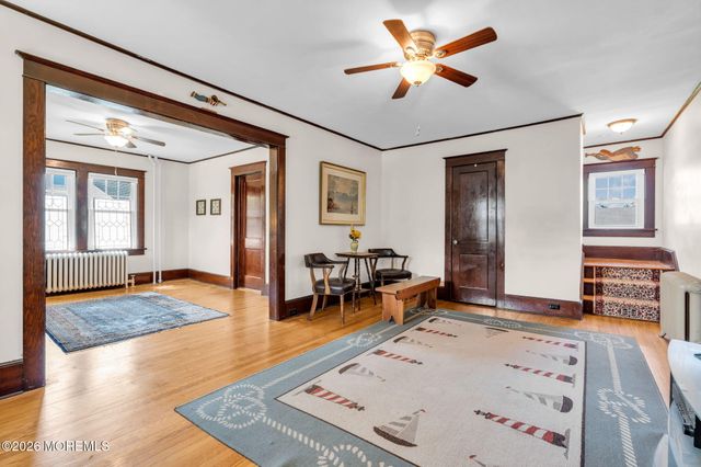 39 Highland Avenue, Leonardo, NJ 07737