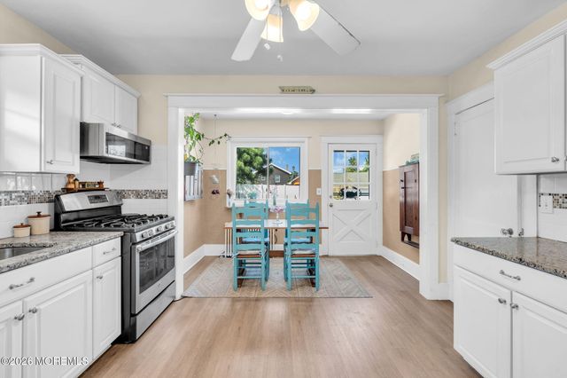 39 Highland Avenue, Leonardo, NJ 07737
