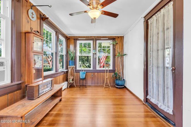 39 Highland Avenue, Leonardo, NJ 07737