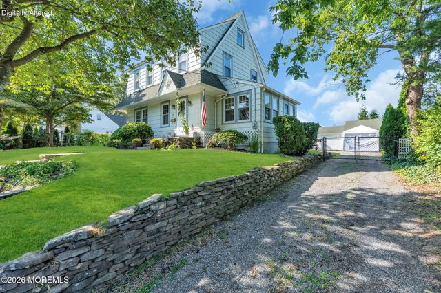 39 Highland Avenue, Leonardo, NJ 07737