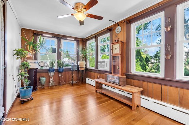 39 Highland Avenue, Leonardo, NJ 07737