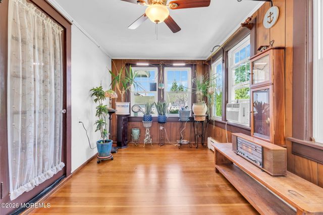 39 Highland Avenue, Leonardo, NJ 07737