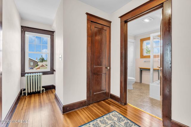 39 Highland Avenue, Leonardo, NJ 07737