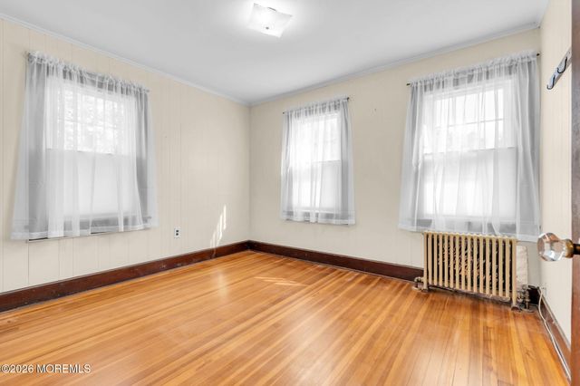 39 Highland Avenue, Leonardo, NJ 07737