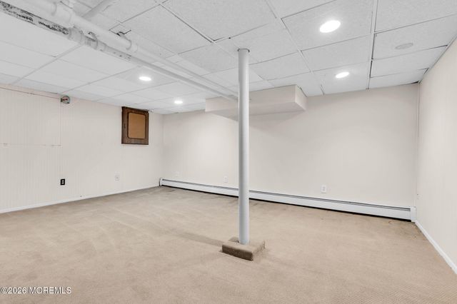 39 Highland Avenue, Leonardo, NJ 07737