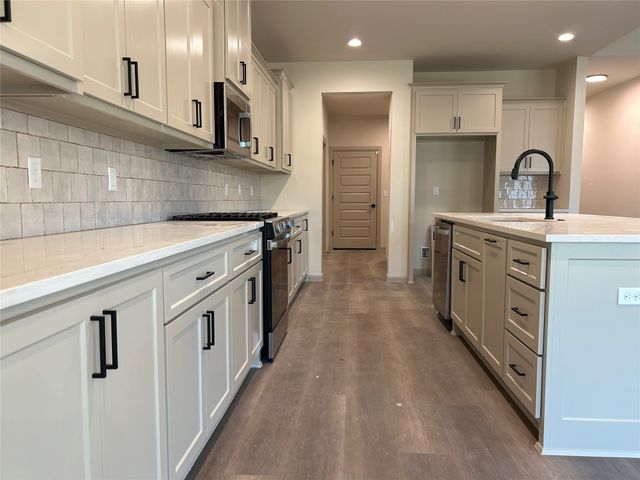 10400 E 135th Place S, Bixby, OK 74008