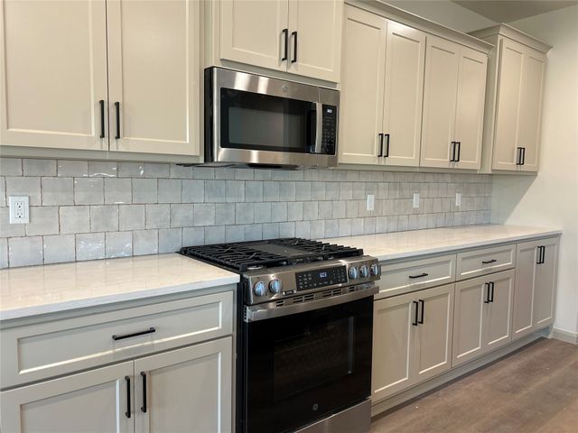 10400 E 135th Place S, Bixby, OK 74008