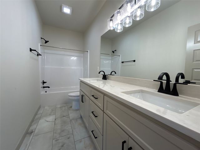 10400 E 135th Place S, Bixby, OK 74008