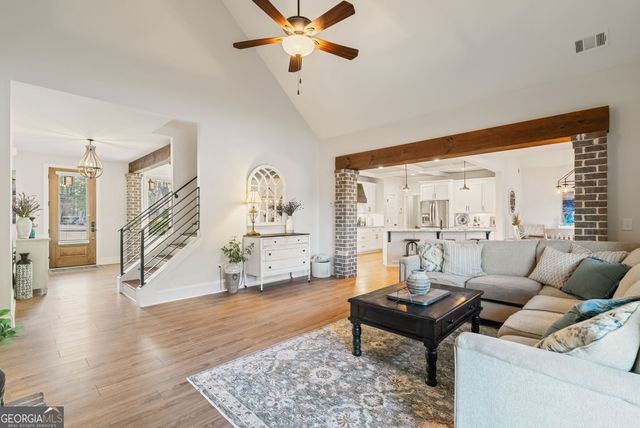 112 Cambridge Woods Drive, Mcdonough, GA 30252