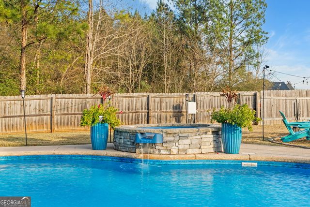 112 Cambridge Woods Drive, Mcdonough, GA 30252