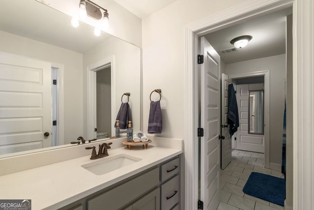 112 Cambridge Woods Drive, Mcdonough, GA 30252