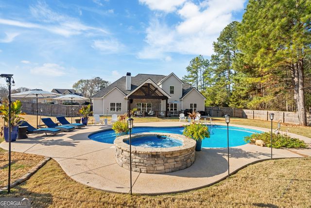 112 Cambridge Woods Drive, Mcdonough, GA 30252