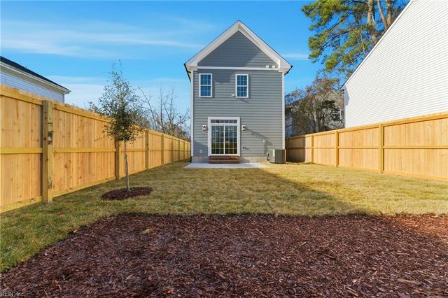 122 Morrison AVE, Virginia Beach, VA 23454