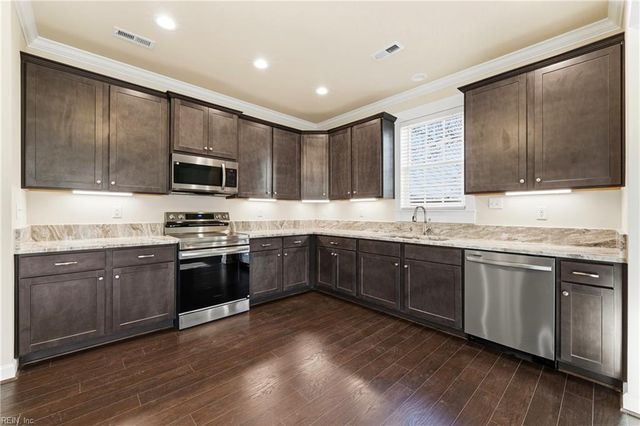 122 Morrison AVE, Virginia Beach, VA 23454