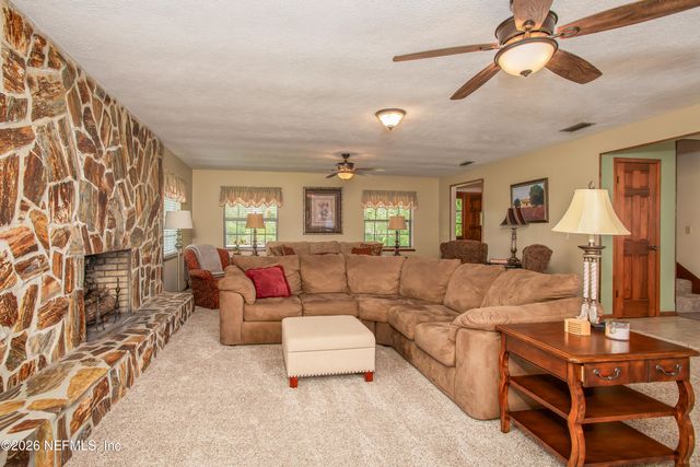 234 LAKE Drive, Florahome, FL 32140