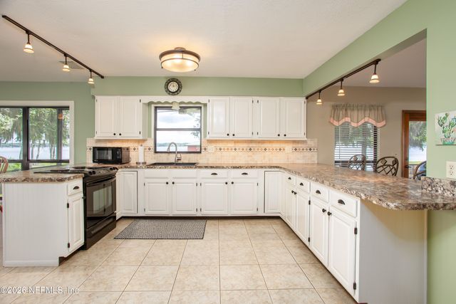 234 LAKE Drive, Florahome, FL 32140