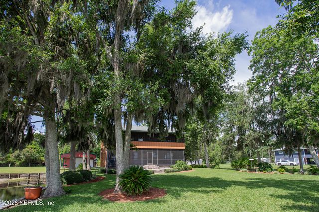 234 LAKE Drive, Florahome, FL 32140