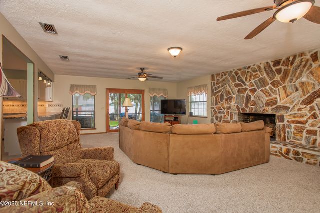 234 LAKE Drive, Florahome, FL 32140