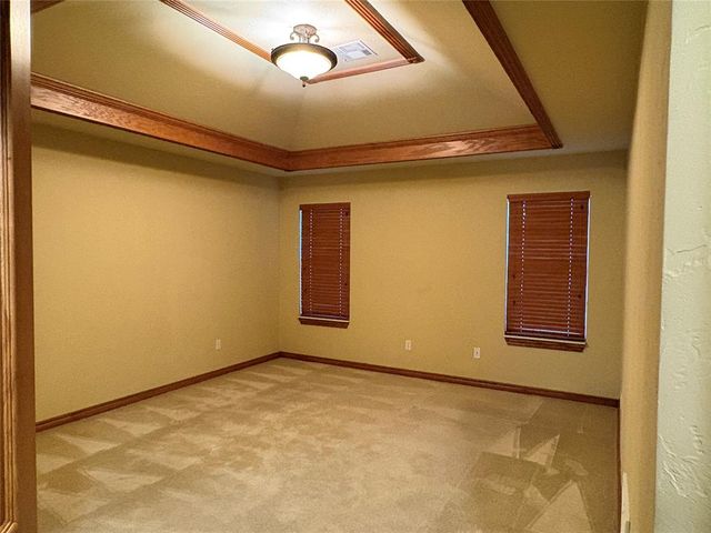 5612 Holly Brooke Lane, Oklahoma City, OK 73135