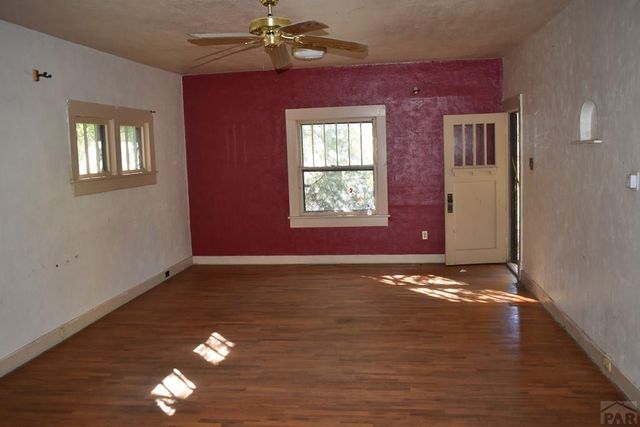 916 S 2nd St, Rocky Ford, CO 81067