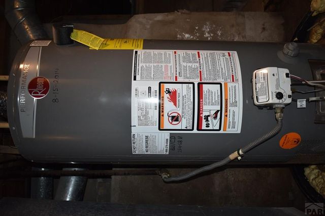 916 S 2nd St, Rocky Ford, CO 81067