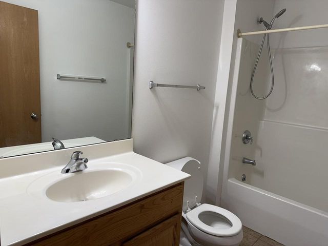 2880 Crinkle Root Drive, Fitchburg, WI 53711