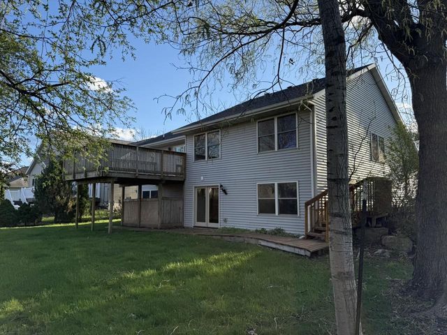 2880 Crinkle Root Drive, Fitchburg, WI 53711