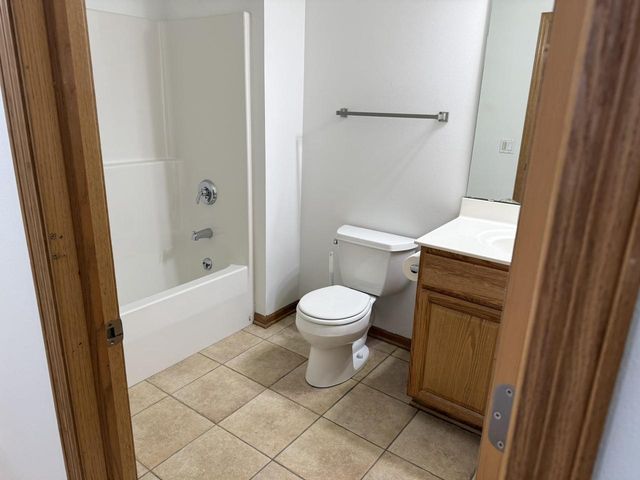 2880 Crinkle Root Drive, Fitchburg, WI 53711