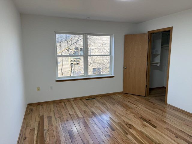 2880 Crinkle Root Drive, Fitchburg, WI 53711