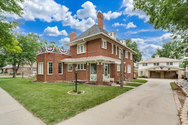 1005 W Central Ave, El Dorado, KS 67042
