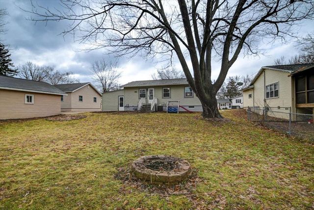 316 W Randolph Street, Stoughton, WI 53589