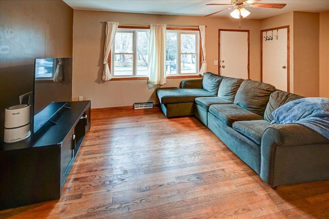 316 W Randolph Street, Stoughton, WI 53589