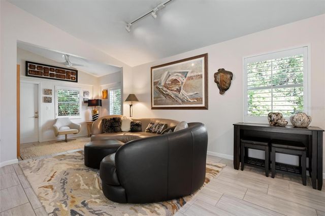 226 CHARTLEY COURT N, Sarasota, FL 34232