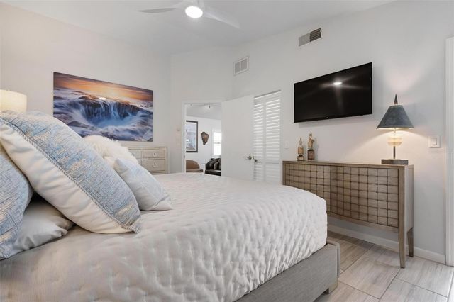 226 CHARTLEY COURT N, Sarasota, FL 34232