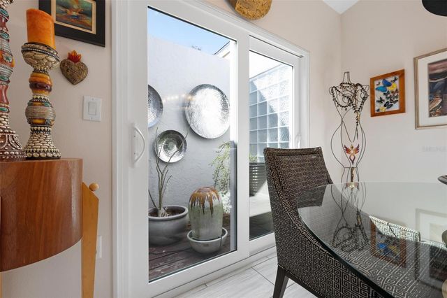 226 CHARTLEY COURT N, Sarasota, FL 34232