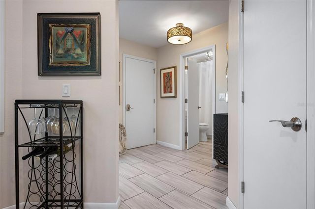 226 CHARTLEY COURT N, Sarasota, FL 34232