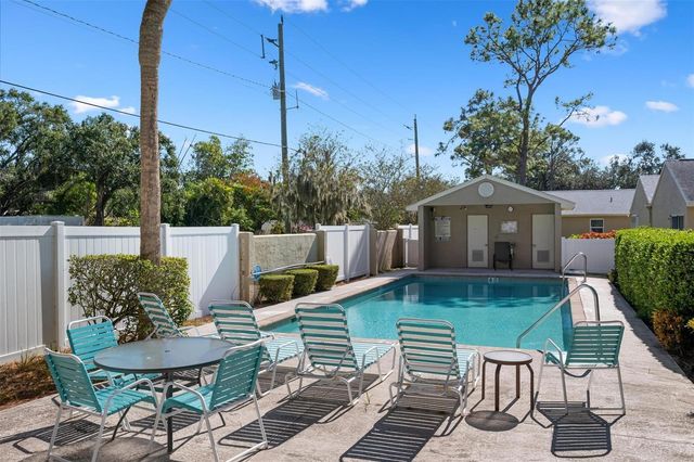 226 CHARTLEY COURT N, Sarasota, FL 34232