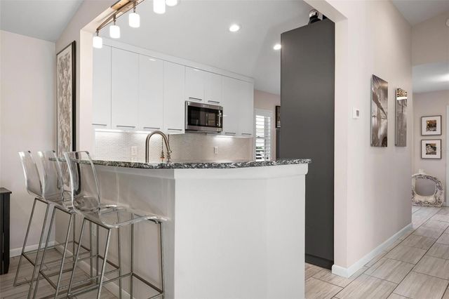 226 CHARTLEY COURT N, Sarasota, FL 34232