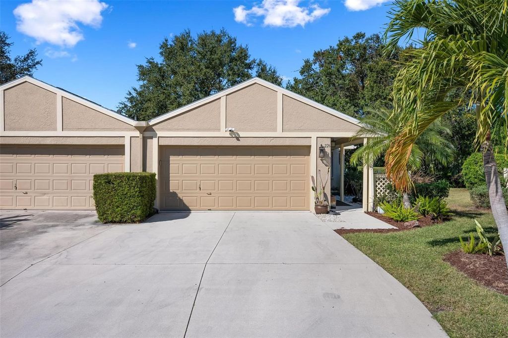 226 CHARTLEY COURT N, Sarasota, FL 34232